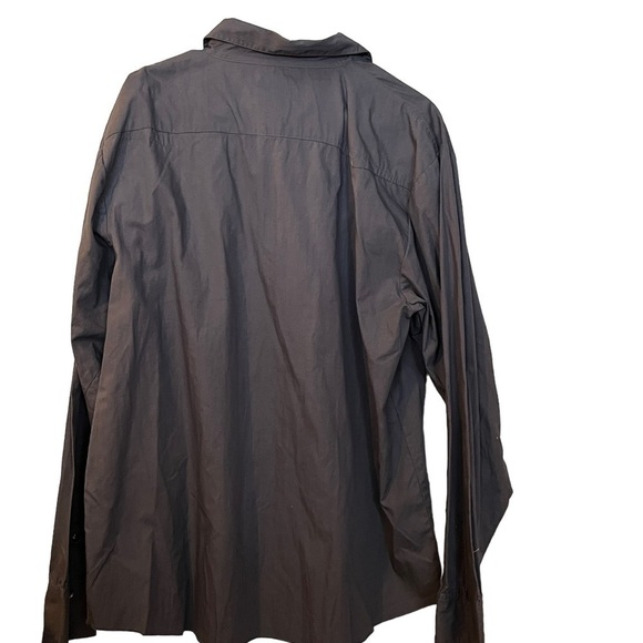 Button Up Unique Style - Picture 4 of 4